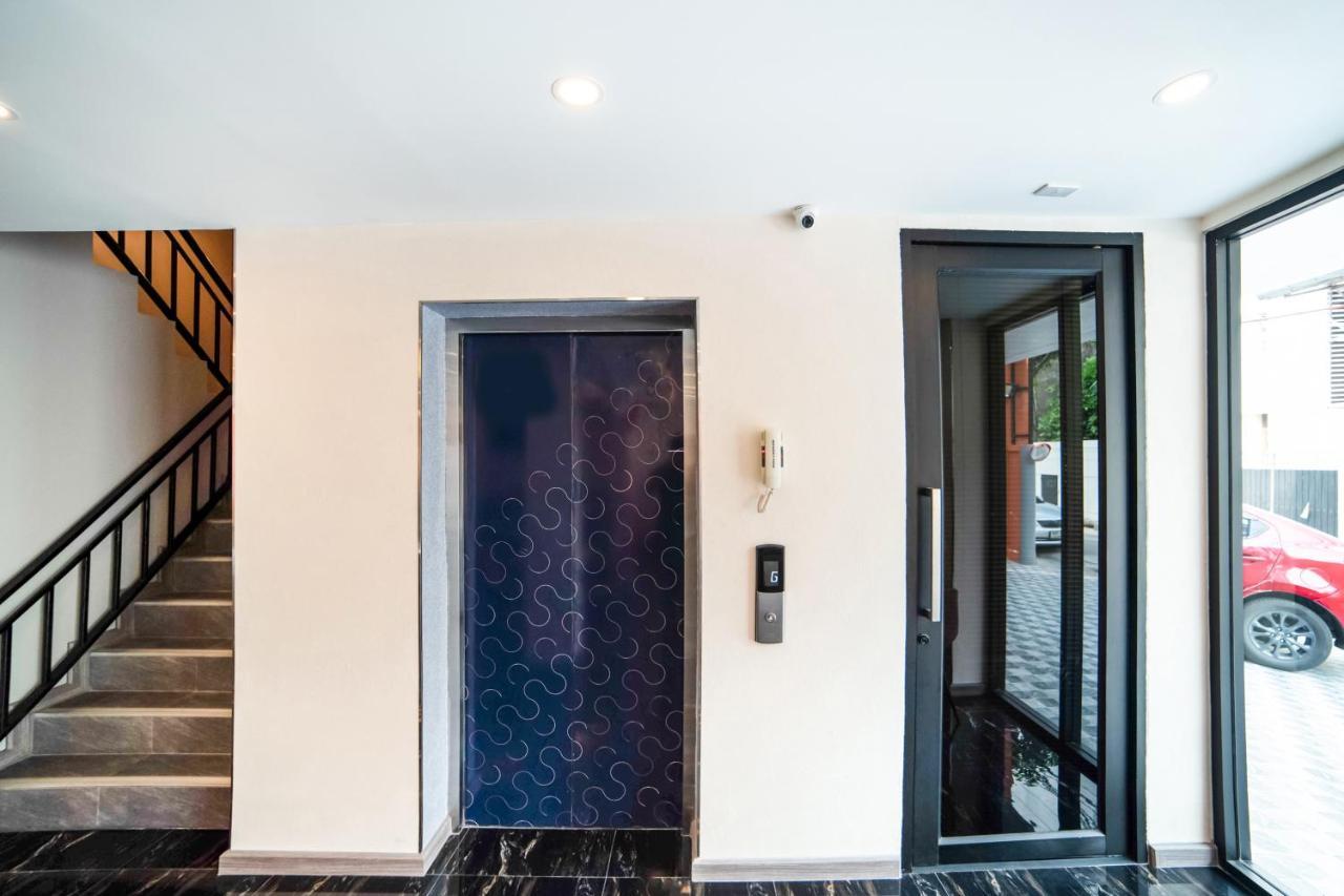 Ongkara Near Bts Thonglor Hotel Bangkok Exterior photo